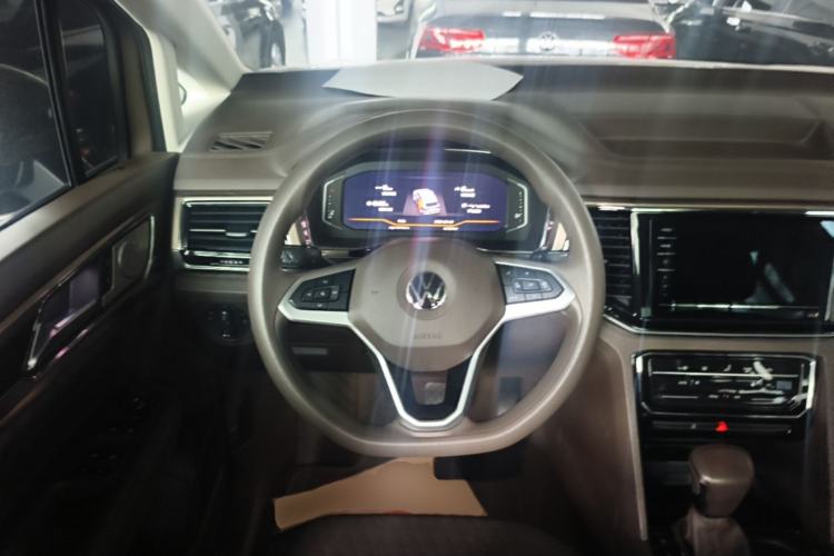 Used Volkswagen Viloran 2020 330TSI Business Edition Steering Wheel