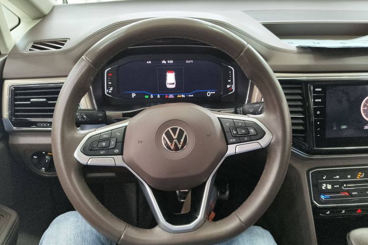 Used Volkswagen Viloran 2020 380TSI Prestige Edition Steering Wheel