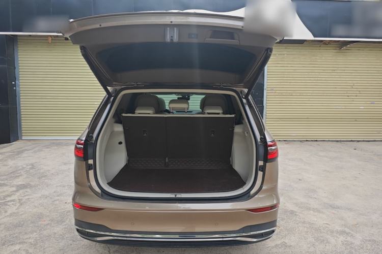 Used Volkswagen Viloran 2020 380TSI Prestige Edition Trunk