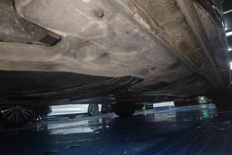 Used Volkswagen Viloran 2022 380TSI Prestige Edition Chassis Rear Right