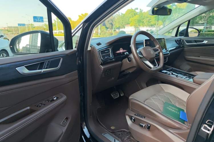 Used Volkswagen Viloran 2022 380TSI Prestige Edition Driver Seat