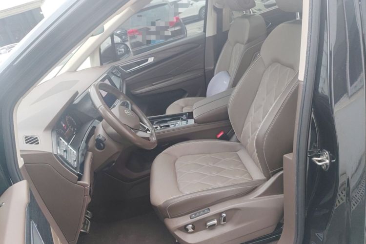Used Volkswagen Viloran 2022 380TSI Prestige Edition Driver Seat