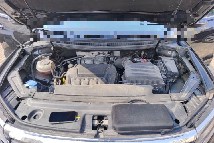Used Volkswagen Viloran 2022 380TSI Luxury Edition Engine Bay