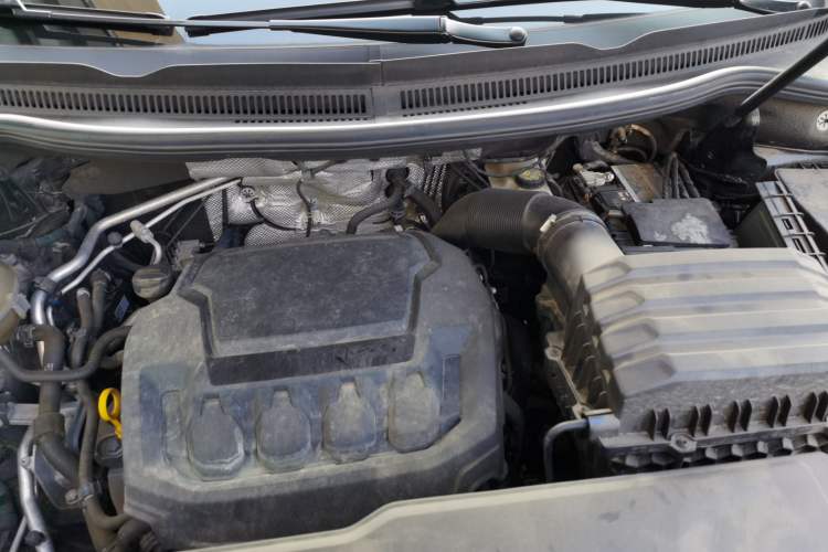 Used Volkswagen Viloran 2022 380TSI Prestige Edition Engine Bay