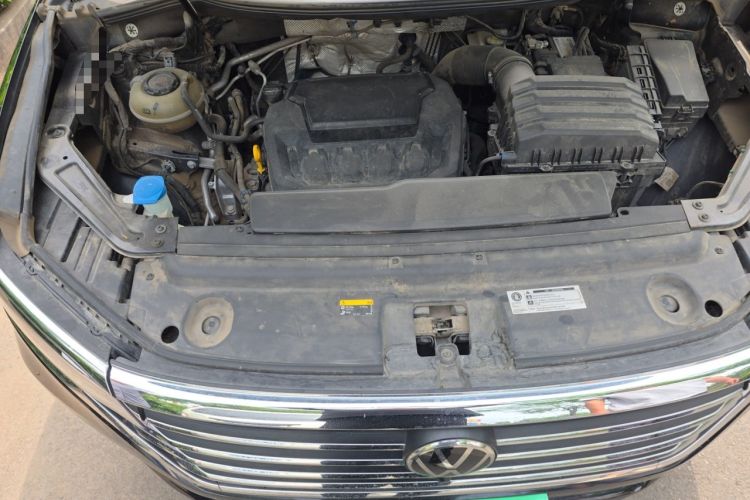 Used Volkswagen Viloran 2022 380TSI Luxury Edition Engine Bay