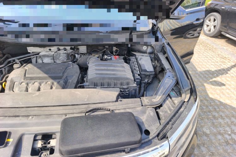 Used Volkswagen Viloran 2022 380TSI Luxury Edition Engine Bay Left