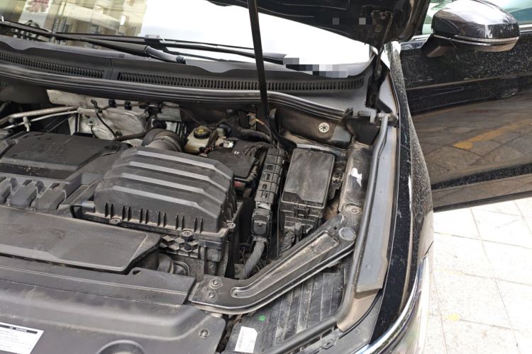 Used Volkswagen Viloran 2022 380TSI Prestige Edition Engine Bay Left