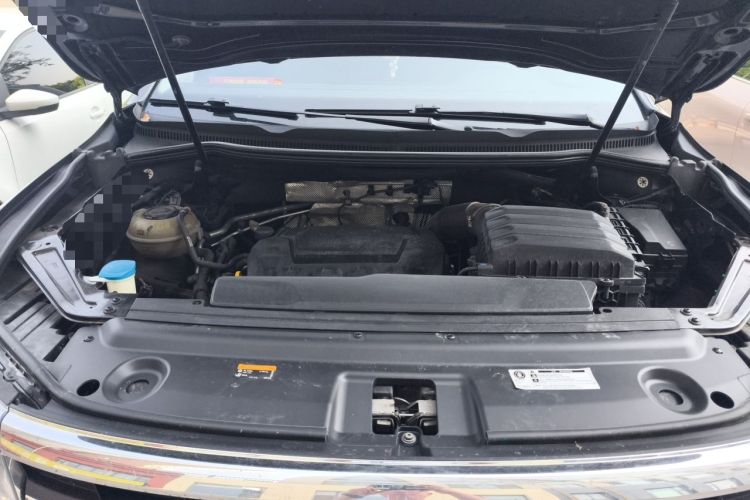 Used Volkswagen Viloran 2022 380TSI Luxury Edition Engine Bay