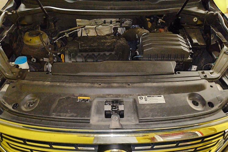 Used Volkswagen Viloran 2022 380TSI Prestige Edition Engine Bay