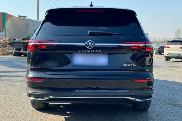 Used Volkswagen Viloran 2022 380TSI Luxury Edition Exterior 3