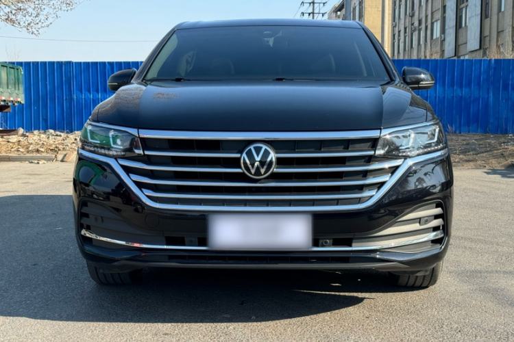 Used Volkswagen Viloran 2022 380TSI Luxury Edition Exterior 4