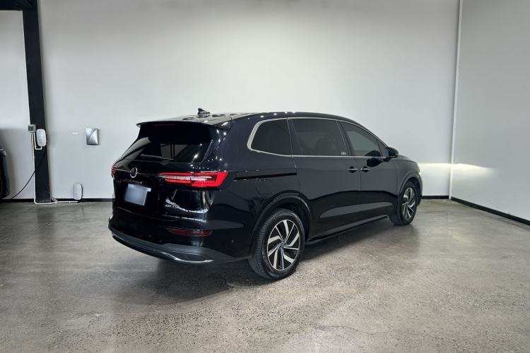 Used Volkswagen Viloran 2022 380TSI Luxury Edition Exterior 4