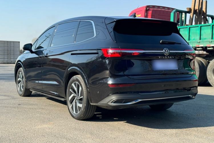 Used Volkswagen Viloran 2022 380TSI Luxury Edition Exterior 8