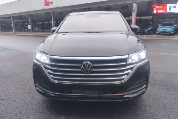 Used Volkswagen Viloran 2022 380TSI Luxury Edition Front