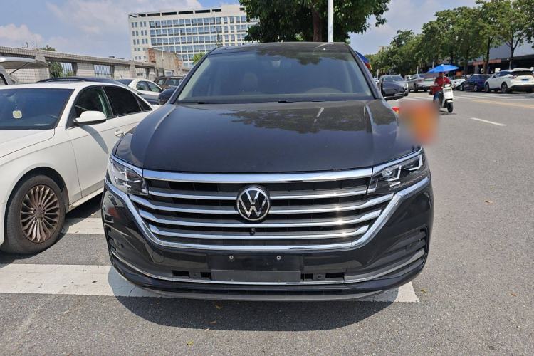 Used Volkswagen Viloran 2022 380TSI Luxury Edition Front