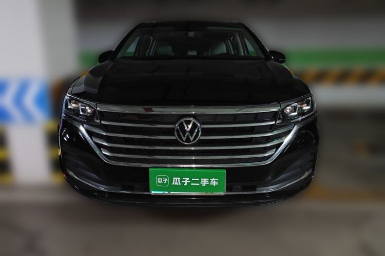 Used Volkswagen Viloran 2022 330TSI Luxury Edition Front