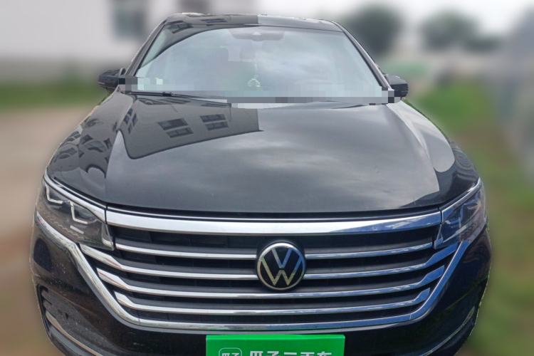 Used Volkswagen Viloran 2022 380TSI Luxury Edition Front