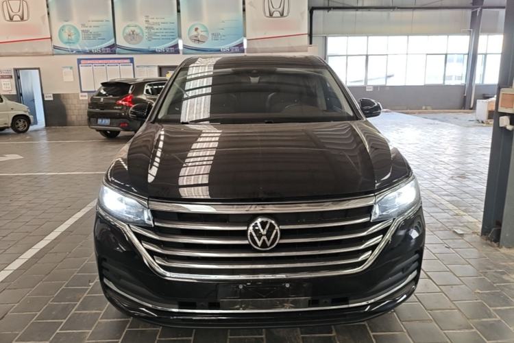 Used Volkswagen Viloran 2022 330TSI Luxury Edition Front