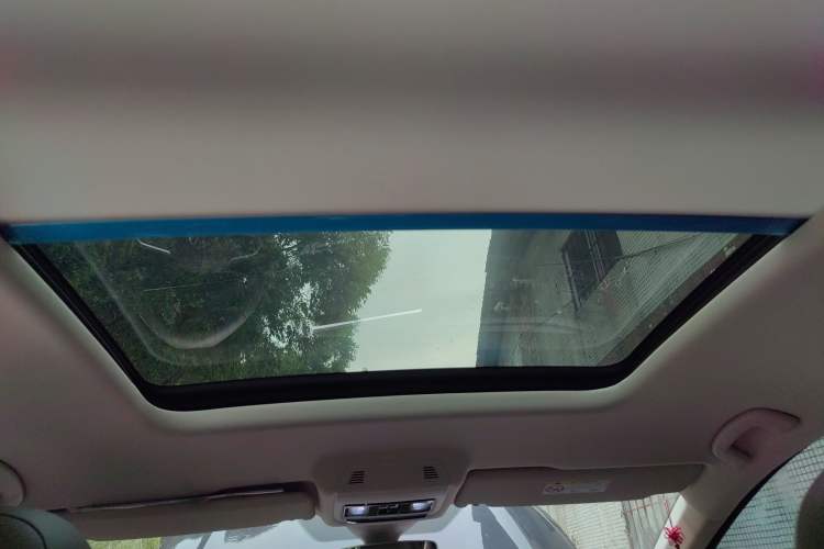 Used Volkswagen Viloran 2022 380TSI Luxury Edition Headliner