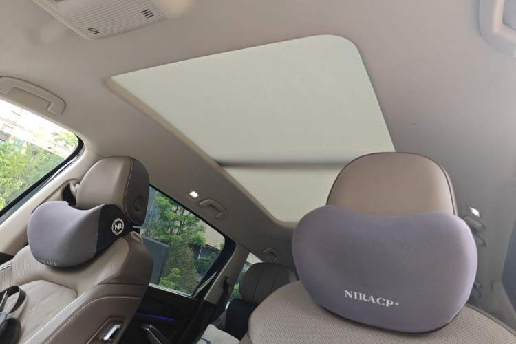 Used Volkswagen Viloran 2022 380TSI Prestige Edition Headliner