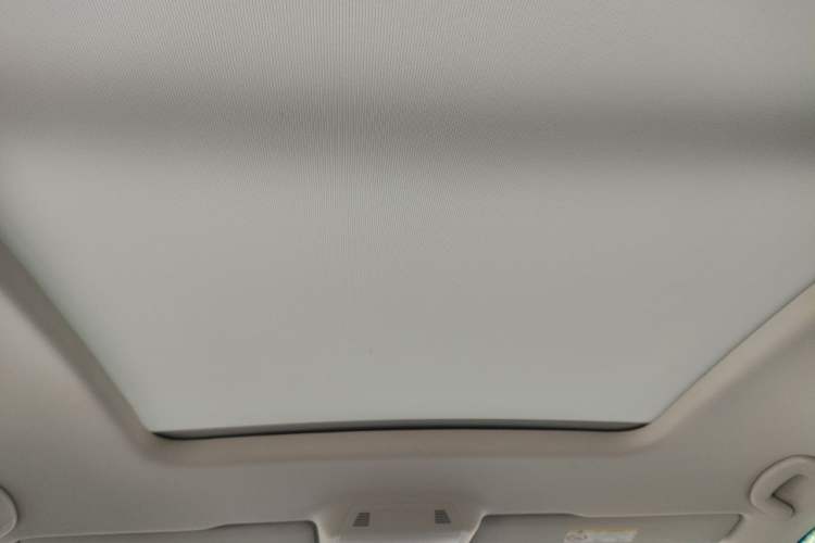 Used Volkswagen Viloran 2022 380TSI Luxury Edition Headliner