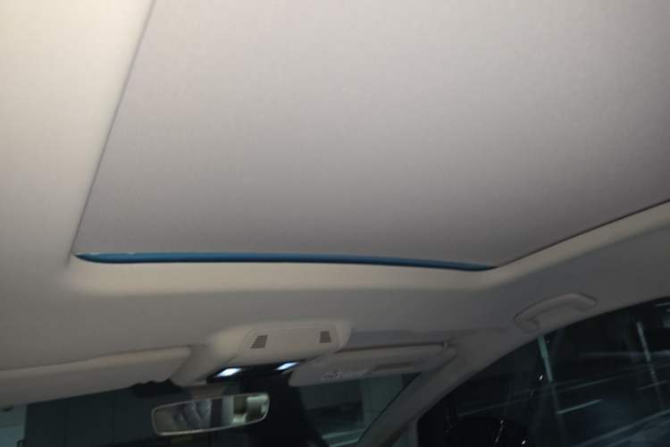 Used Volkswagen Viloran 2022 380TSI Prestige Edition Headliner