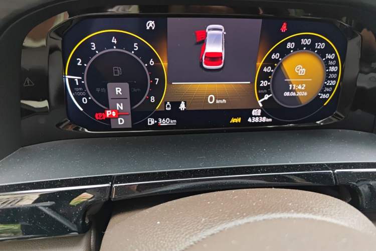 Used Volkswagen Viloran 2022 330TSI Luxury Edition Instrument Cluster