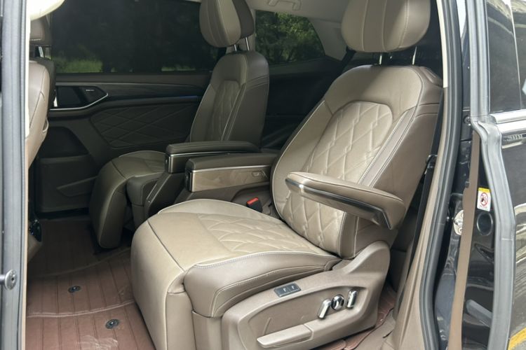 Used Volkswagen Viloran 2022 380TSI Flagship Edition Interior 3