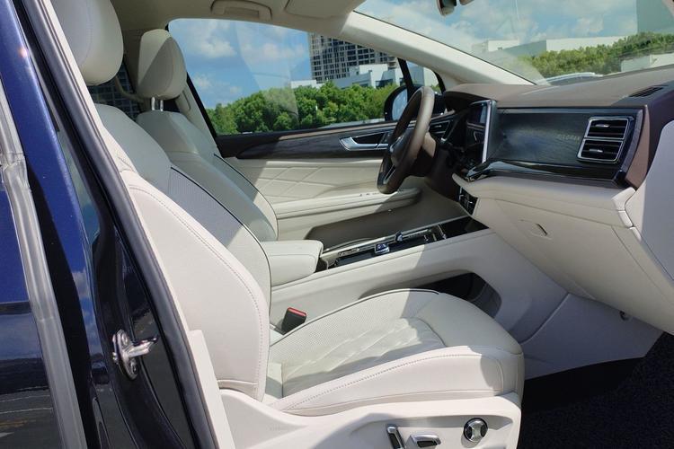 Used Volkswagen Viloran 2022 380TSI Prestige Edition Interior 8