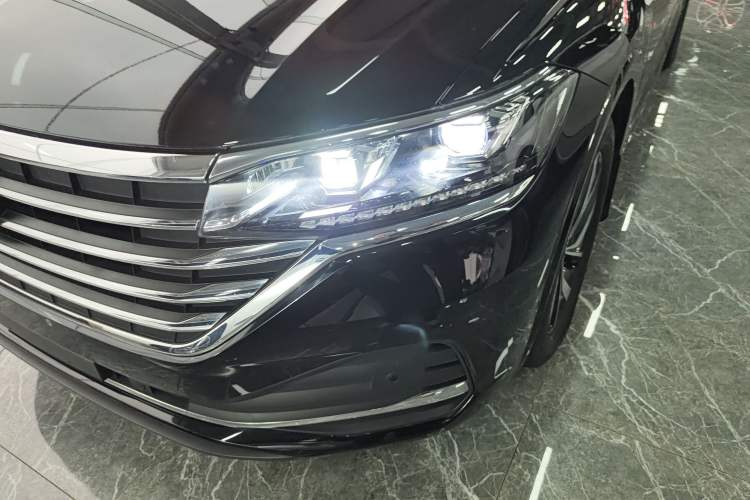 Used Volkswagen Viloran 2022 380TSI Luxury Edition Left Front Headlight
