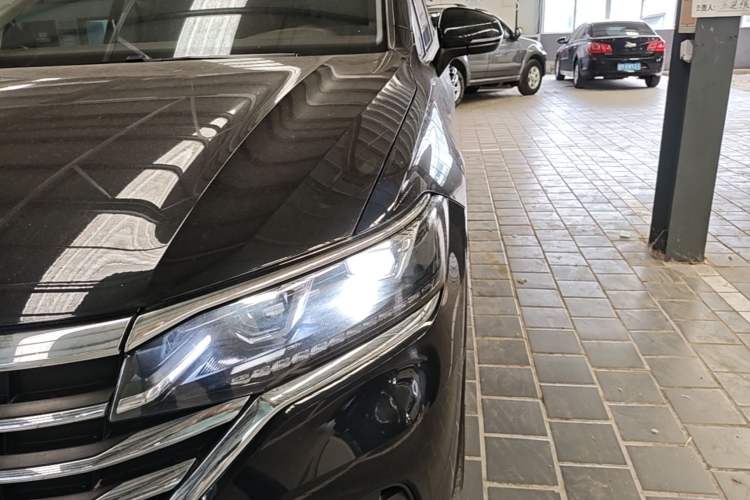 Used Volkswagen Viloran 2022 330TSI Luxury Edition Left Front Headlight