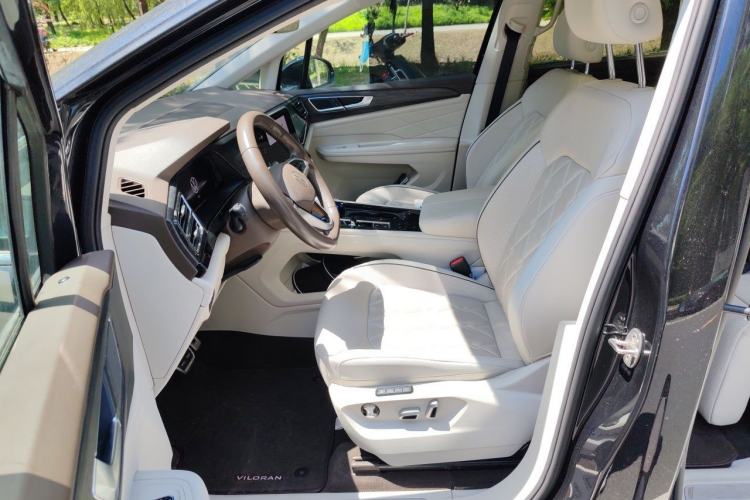 Used Volkswagen Viloran 2022 380TSI Prestige Edition Left Front Seat