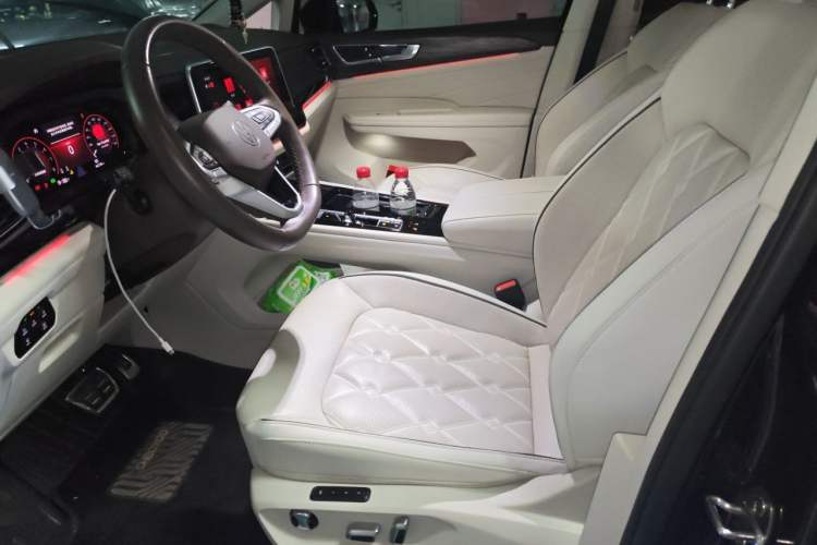 Used Volkswagen Viloran 2022 380TSI Prestige Edition Left Front Seat