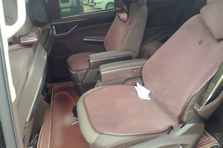 Used Volkswagen Viloran 2022 380TSI Luxury Edition Left Rear Seat
