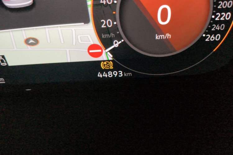 Used Volkswagen Viloran 2022 380TSI Luxury Edition Odometer Close Up