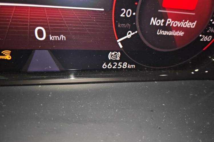 Used Volkswagen Viloran 2022 380TSI Prestige Edition Odometer Close Up