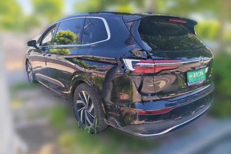 Used Volkswagen Viloran 2022 330TSI Luxury Edition Rear Left 45 Deg