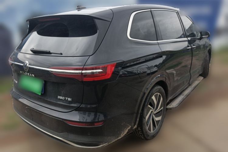 Used Volkswagen Viloran 2022 380TSI Luxury Edition Rear Right 45 Deg
