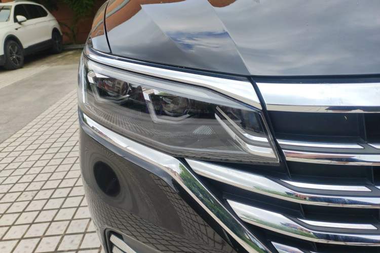 Used Volkswagen Viloran 2022 380TSI Prestige Edition Right Front Headlight