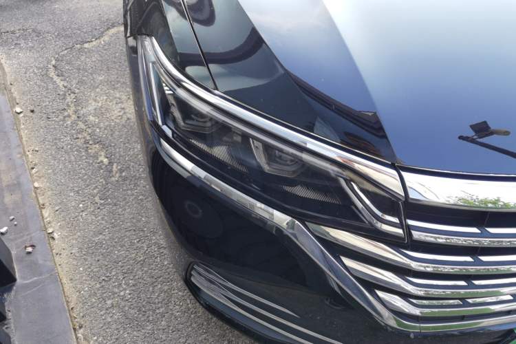 Used Volkswagen Viloran 2022 380TSI Prestige Edition Right Front Headlight