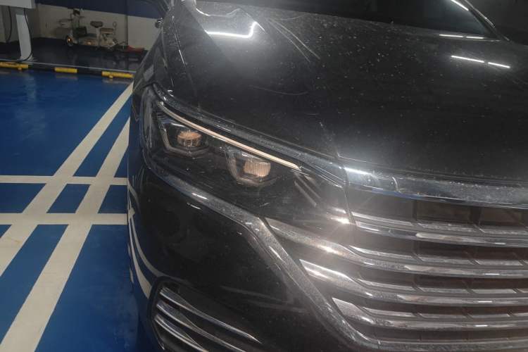 Used Volkswagen Viloran 2022 380TSI Prestige Edition Right Front Headlight
