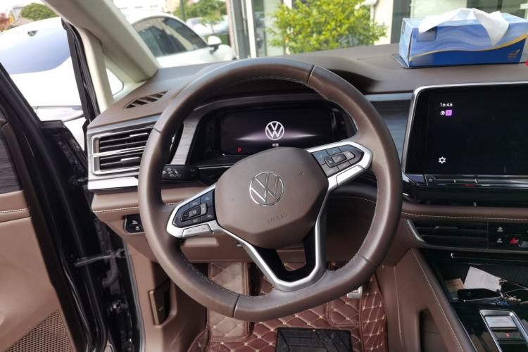 Used Volkswagen Viloran 2022 380TSI Prestige Edition Steering Wheel