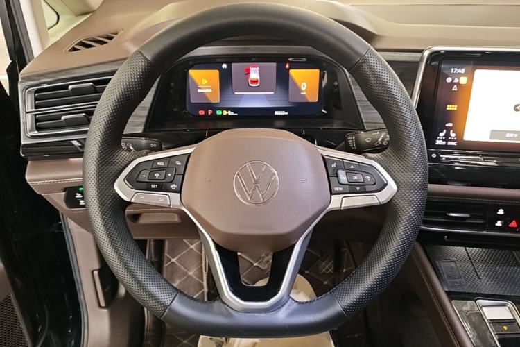Used Volkswagen Viloran 2022 330TSI Luxury Edition Steering Wheel