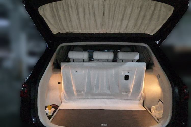 Used Volkswagen Viloran 2022 380TSI Luxury Edition Trunk
