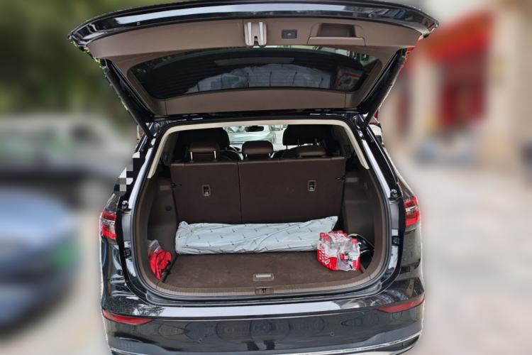 Used Volkswagen Viloran 2022 380TSI Prestige Edition Trunk