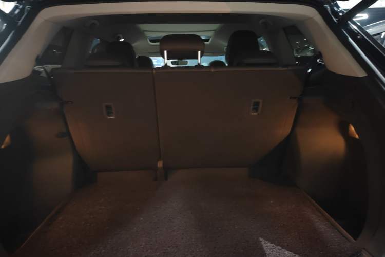Used Volkswagen Viloran 2022 330TSI Luxury Edition Trunk