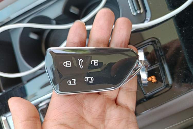 Used Volkswagen Viloran 2022 380TSI Luxury Edition Vehicle Key