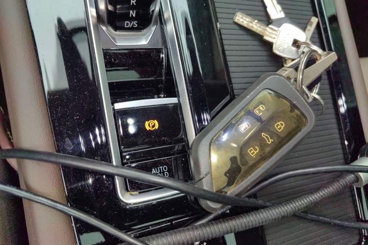 Used Volkswagen Viloran 2022 380TSI Luxury Edition Vehicle Key