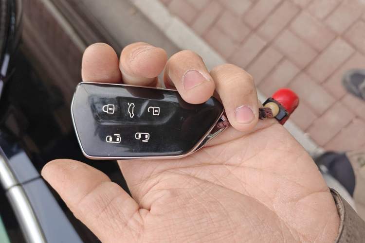 Used Volkswagen Viloran 2022 380TSI Prestige Edition Vehicle Key
