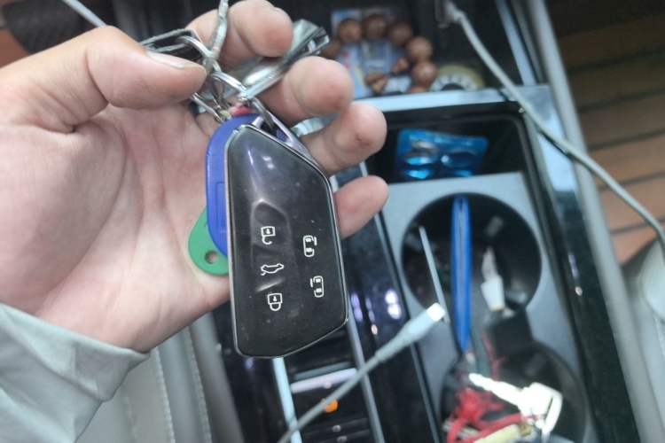 Used Volkswagen Viloran 2022 330TSI Luxury Edition Vehicle Key